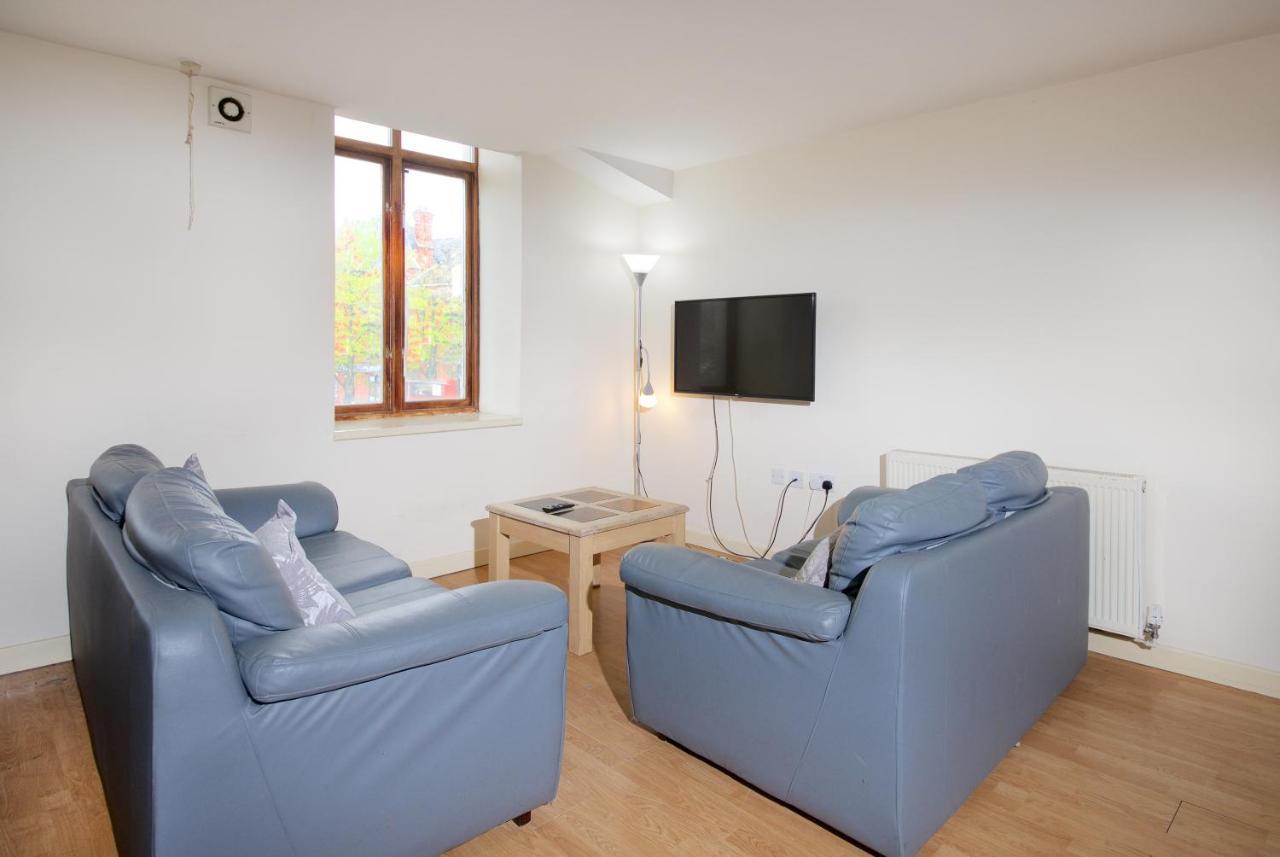 Liverpool City Centre Private Rooms Including Smart Tvs - With Shared Bathroom エクステリア 写真